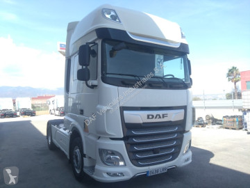 Cabeza tractora DAF