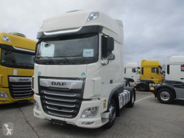 Cabeza tractora DAF