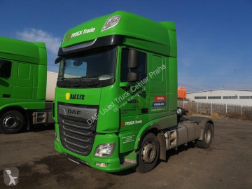 Cabeza tractora DAF