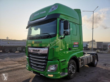 Cabeza tractora DAF