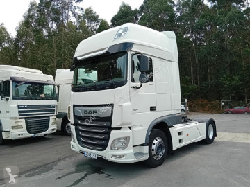 Cabeza tractora DAF