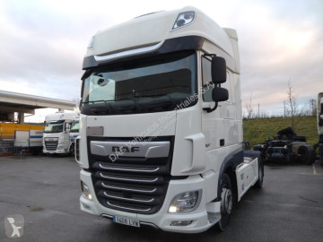 Cabeza tractora DAF