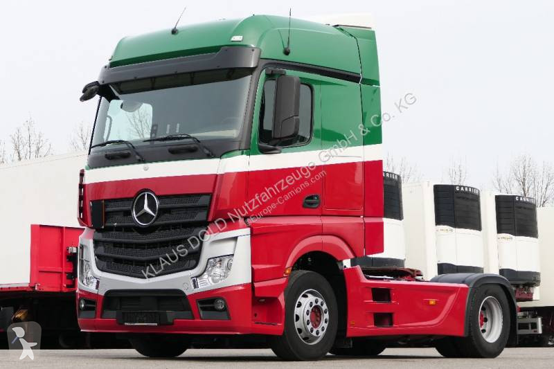 Traktor Mercedes