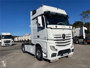 Traktor Mercedes