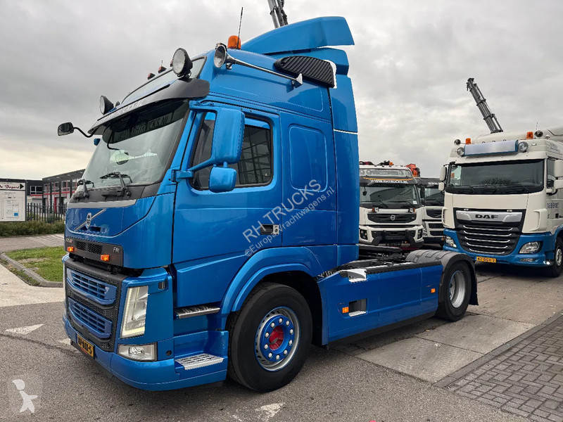 Trekker Volvo FM 370 4X2 SPOILERS EURO 6 SKIRTS...