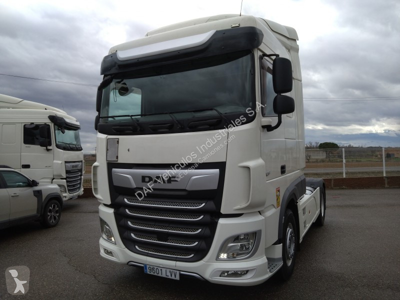 Trekker DAF 480 FT 4X2
