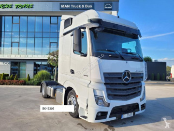 Mercedes