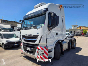 Tracteur Iveco