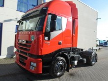 Nyergesvontató Iveco AS440S45T/P (Euro5 Intarder Klima Luftfederung) használt