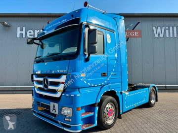 Traktor Mercedes