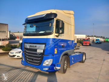 Traktor DAF