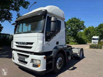 Traktor Iveco