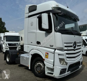 Traktor Mercedes