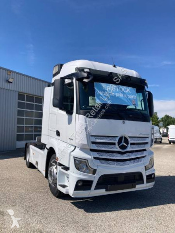 Tracteur Mercedes neuf