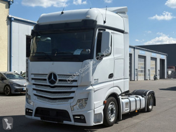 Traktor specialtransport Mercedes
