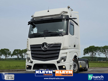 Traktor Mercedes