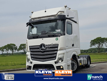 Traktor Mercedes