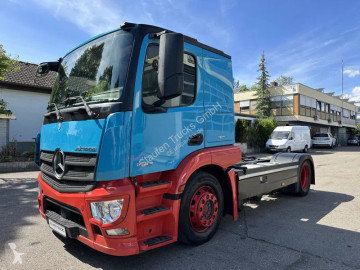 Traktor Mercedes