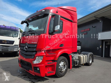 Traktor Mercedes