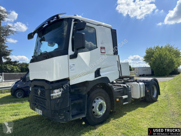 Traktor Renault