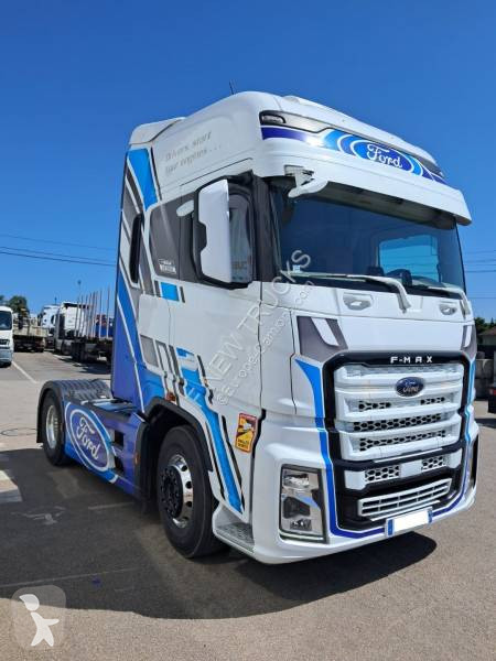 Traktor Ford