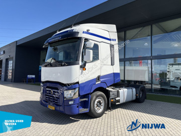 Traktor Renault