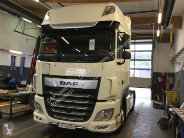 Cabeza tractora DAF