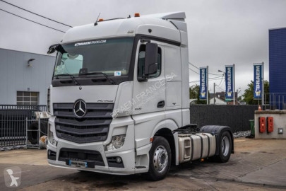 Tracteur Mercedes T1 ACTROS 1845 LS