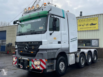 Traktor Mercedes