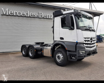 Traktor Mercedes ny