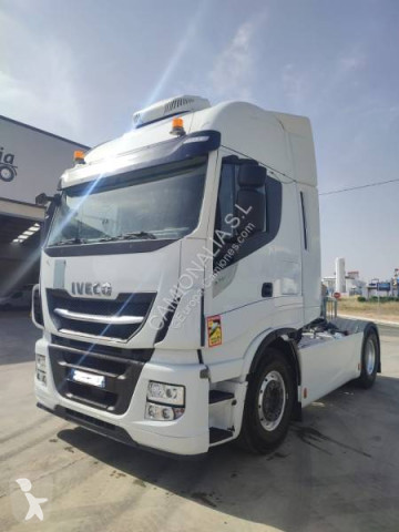 Traktor Iveco