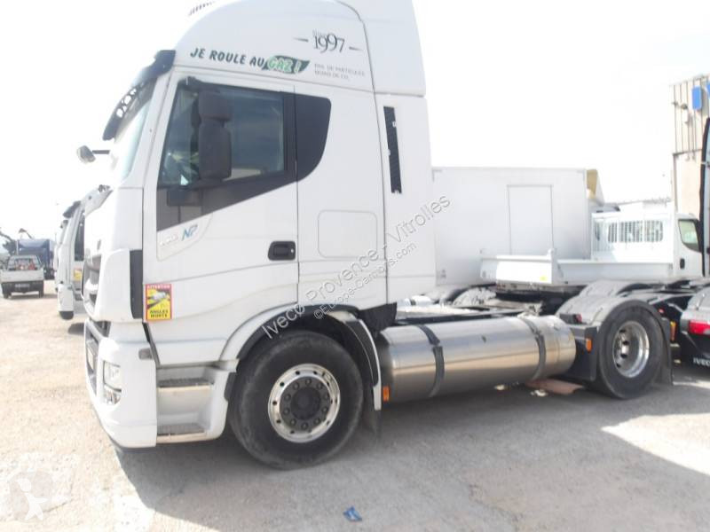 Traktor Iveco