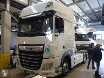 Cabeza tractora DAF