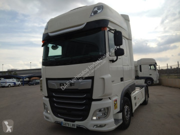 Tracteur DAF