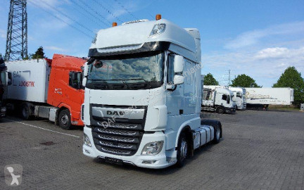 Traktor DAF XF 530 FT LOW DECK 4X2