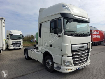 Cabeza tractora DAF