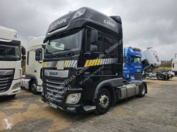 Cabeza tractora DAF