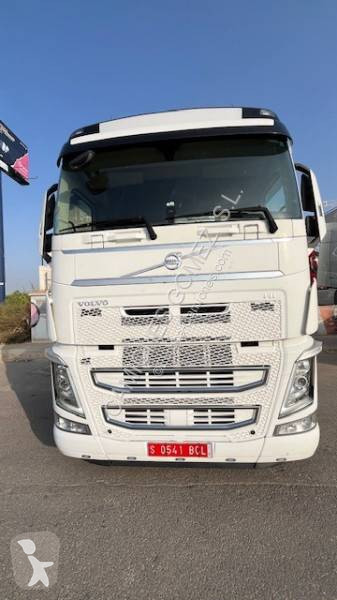 Cabeza tractora Volvo