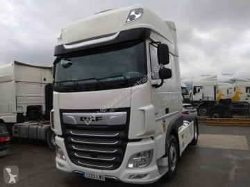 Traktor DAF