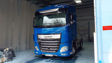 Cabeza tractora DAF