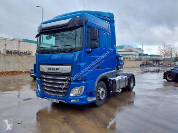 Cabeza tractora DAF