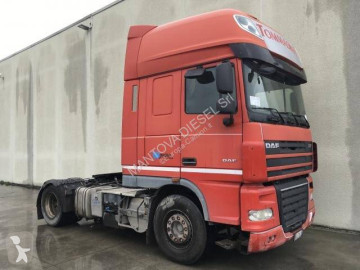 Traktor DAF XF105 510