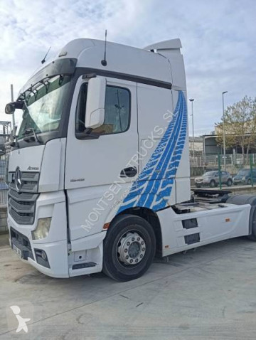 Traktor Mercedes