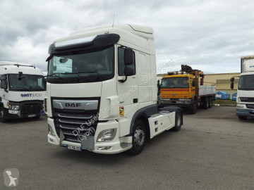 Traktor DAF