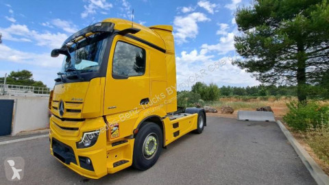 Tracteur Mercedes