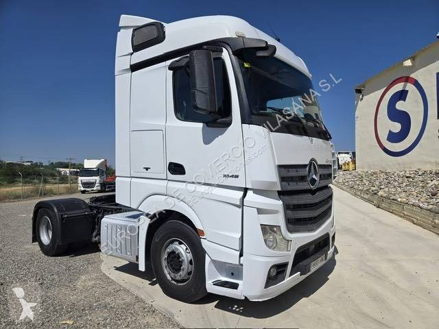 Traktor Mercedes