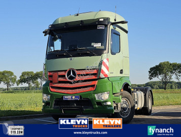 Traktor Mercedes