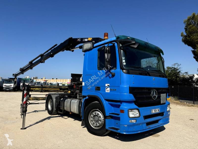 Traktor Mercedes