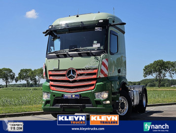 Traktor Mercedes