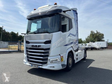 Traktor DAF XG 530